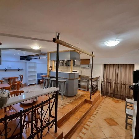 Centrum Wellness Hostel Ντέμπρετσεν Εξωτερικό φωτογραφία