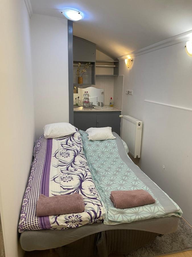 Centrum Wellness Hostel Ντέμπρετσεν Εξωτερικό φωτογραφία