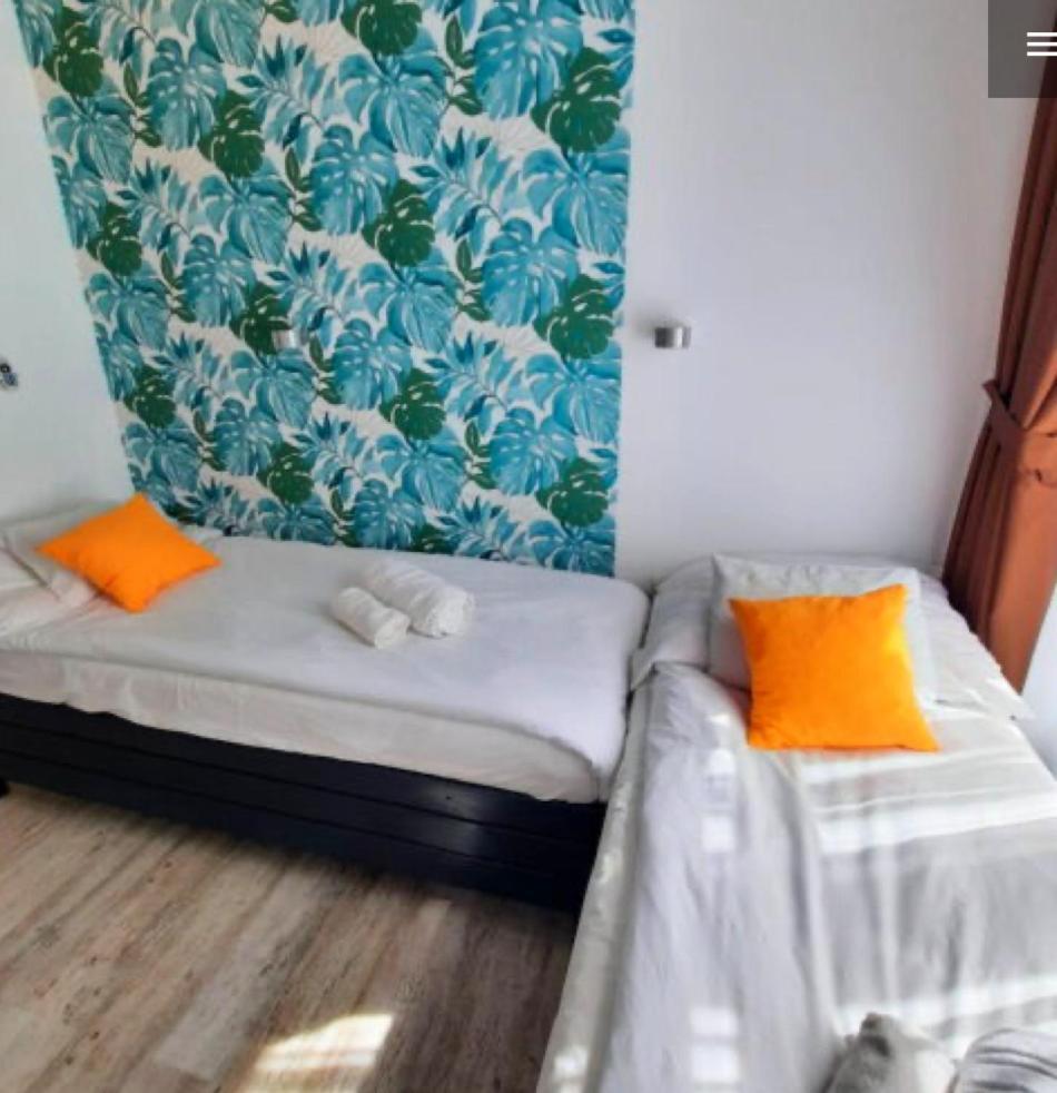 Centrum Wellness Hostel Ντέμπρετσεν Εξωτερικό φωτογραφία